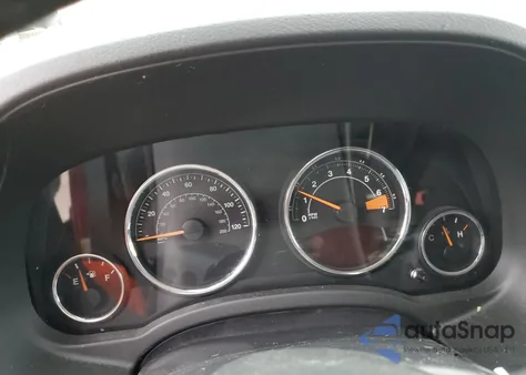 2016 Jeep Compass Latitude z USA, uszkodzony, nr VIN 1C4NJCEA5GD734996